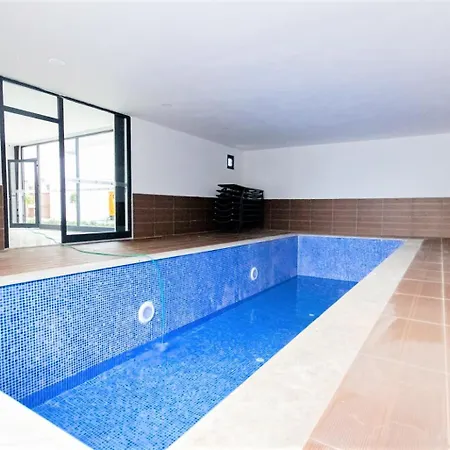 White Sail Spacious 2-bedroom Steps From Yekta Mall In Mahmutlar, Αλάνια